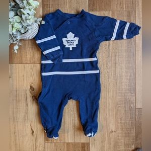 Toronto Maple Leaf sleeper